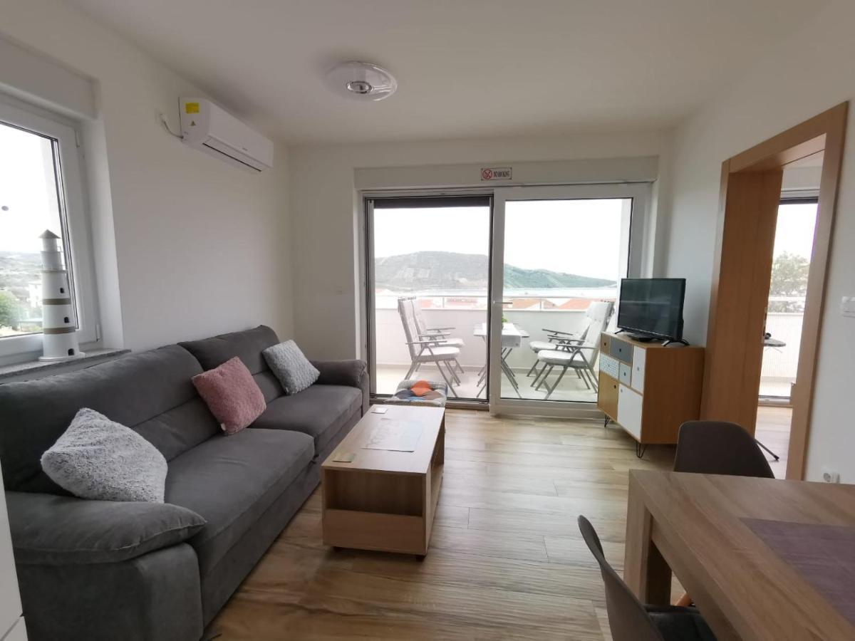Ristovic Apartment Primosten Exterior photo